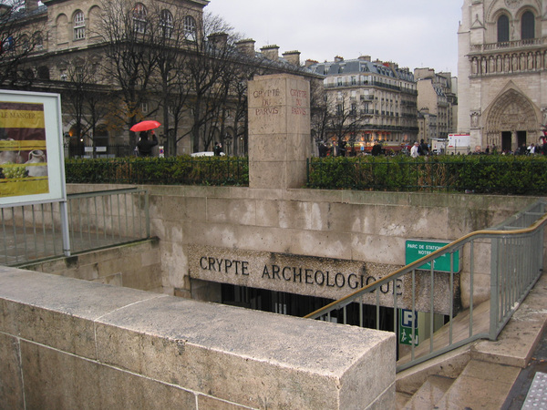 Crypte Archéologique Du Parvis De ND De Paris